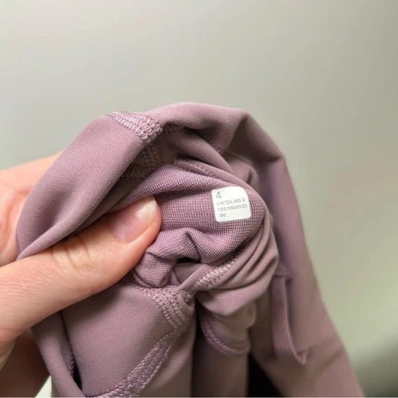 Lululemon Wunder Train High-Rise Short 6" Lavender Lux Size 4 - Picture 9 of 9